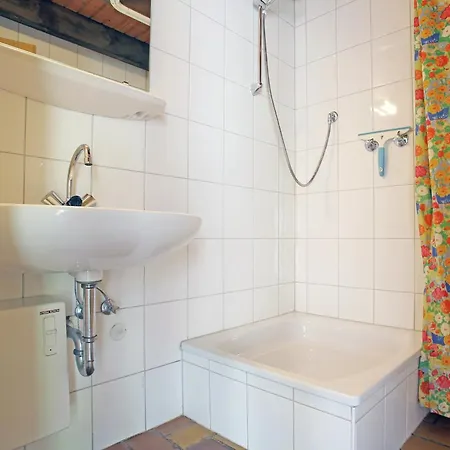 بيت للعطل Cosy In The Hochsauerland With Terrace At The Edge Of The Forest