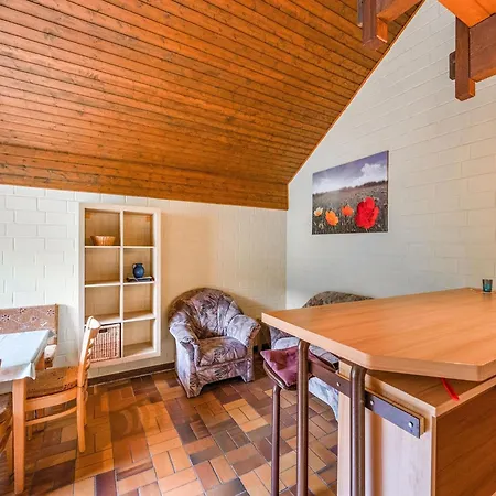 بيت للعطل Cosy In The Hochsauerland With Terrace At The Edge Of The Forest *