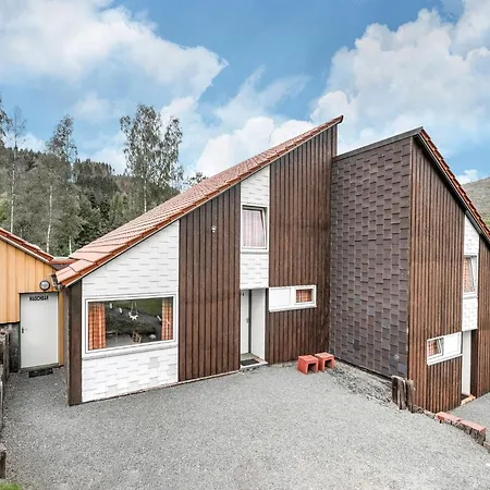 Cosy In The Hochsauerland With Terrace At The Edge Of The Forest بيت للعطل