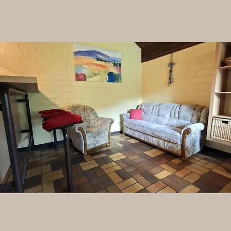 Cosy In The Hochsauerland With Terrace At The Edge Of The Forest بيت للعطل