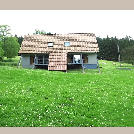 بيت للعطل Cosy In The Hochsauerland With Terrace At The Edge Of The Forest *