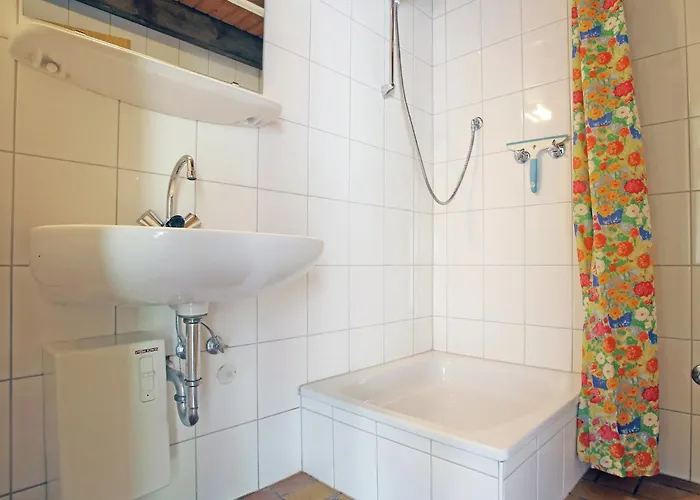 Vakantiehuis Cosy In The Hochsauerland With Terrace At The Edge Of The Forest