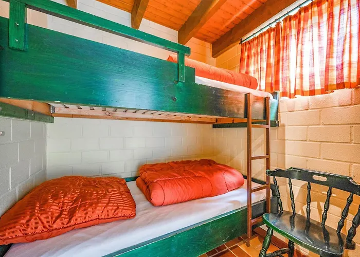 Vakantiehuis Cosy In The Hochsauerland With Terrace At The Edge Of The Forest Schmallenberg